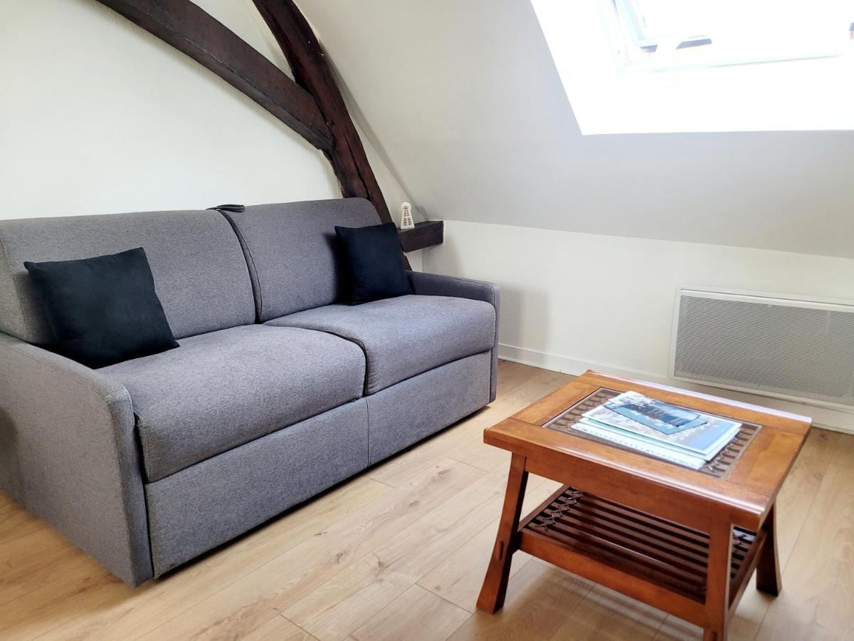 Appartement Au Centre Ville De Sens Eksteriør bilde